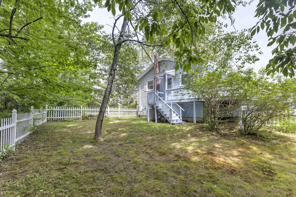 95 Raymond Hill Road Raymond ME 04071