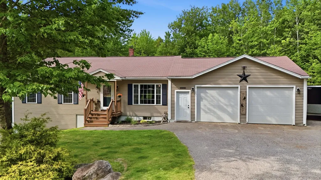 45 Fortin Drive Minot ME 04258