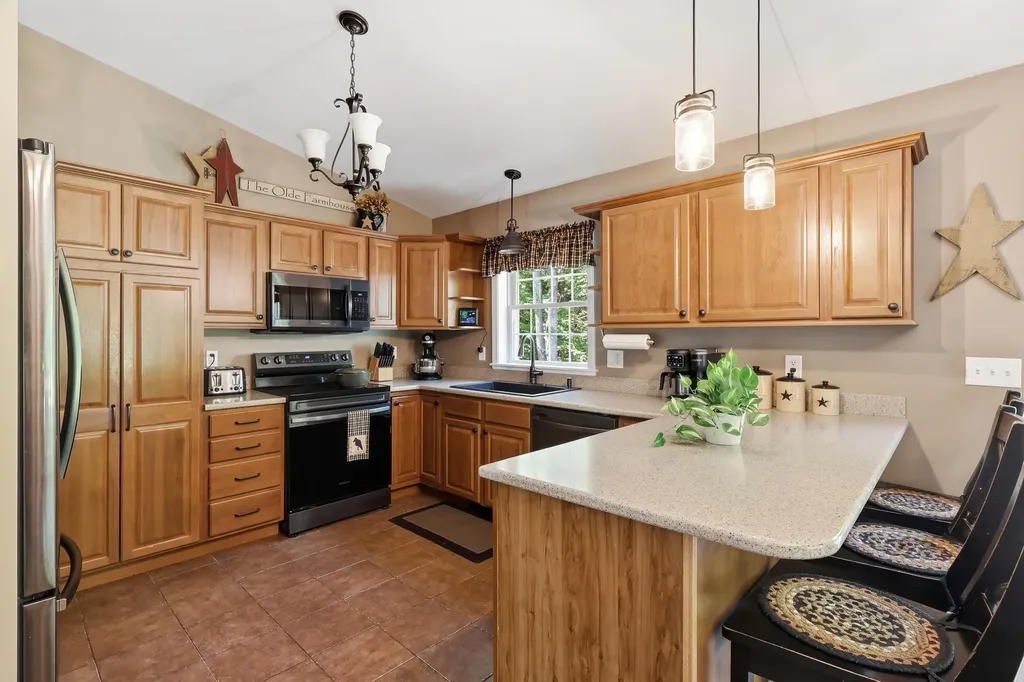 45 Fortin Drive Minot ME 04258