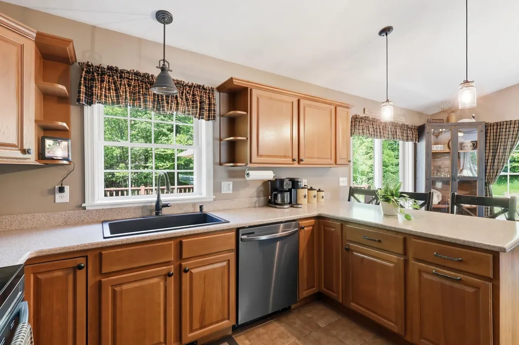 45 Fortin Drive Minot ME 04258