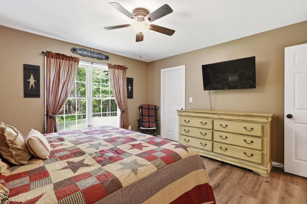 45 Fortin Drive Minot ME 04258