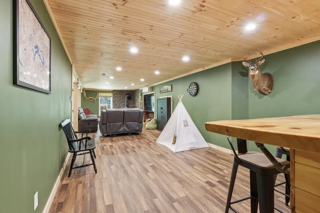 45 Fortin Drive Minot ME 04258