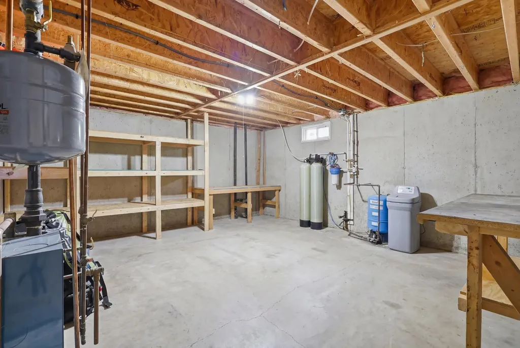 45 Fortin Drive Minot ME 04258