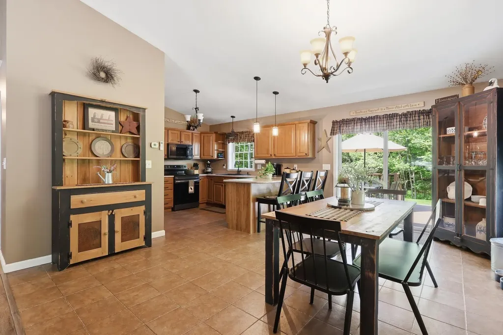 45 Fortin Drive Minot ME 04258