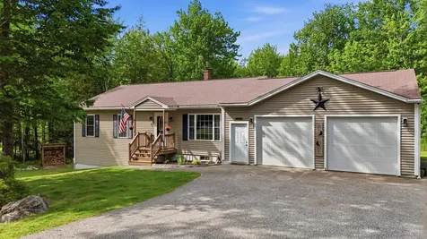 45 Fortin Drive Minot ME 04258