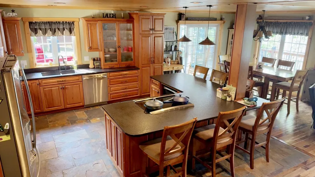 446 E Van Buren Cove Road T17 R3 Wels ME 04785