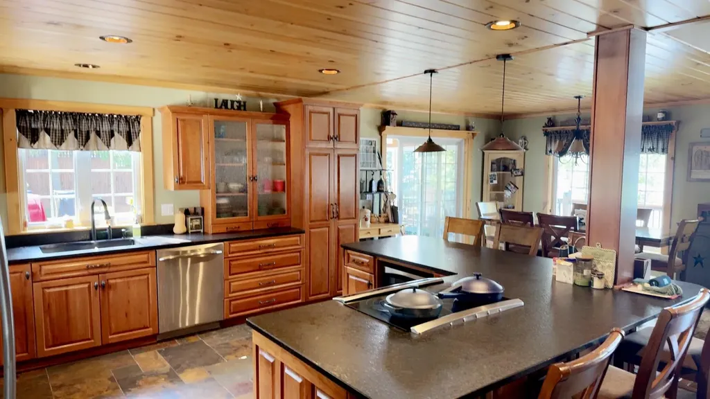 446 E Van Buren Cove Road T17 R3 Wels ME 04785