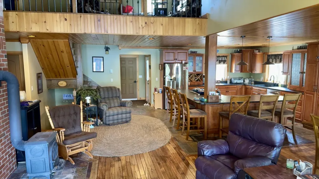 446 E Van Buren Cove Road T17 R3 Wels ME 04785