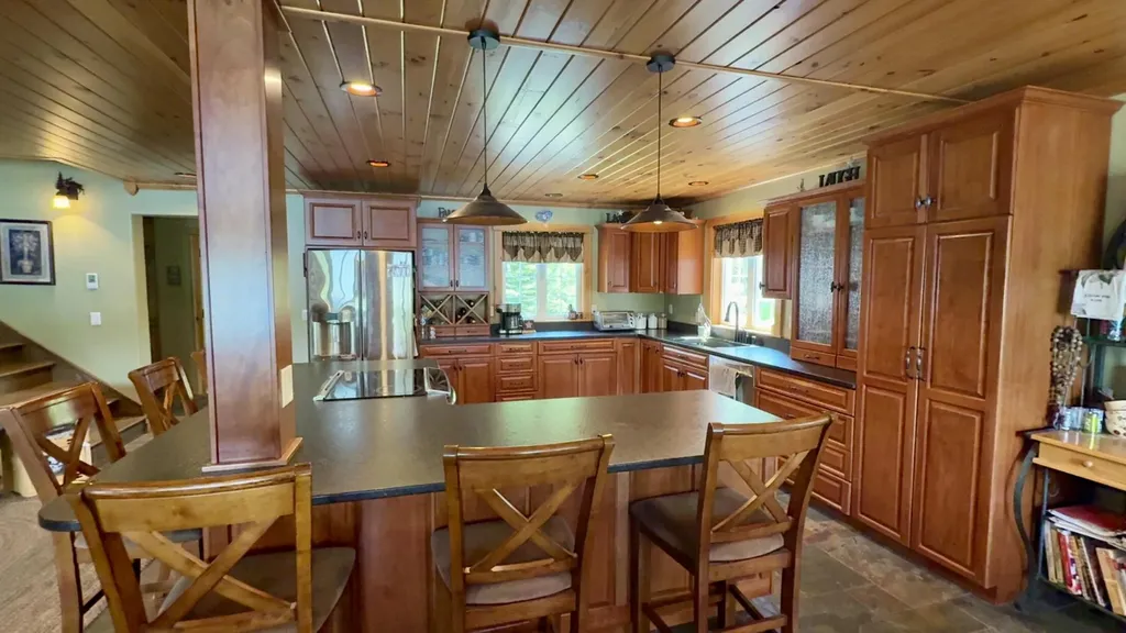 446 E Van Buren Cove Road T17 R3 Wels ME 04785