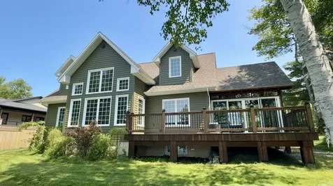 446 E Van Buren Cove Road T17 R3 Wels ME 04785