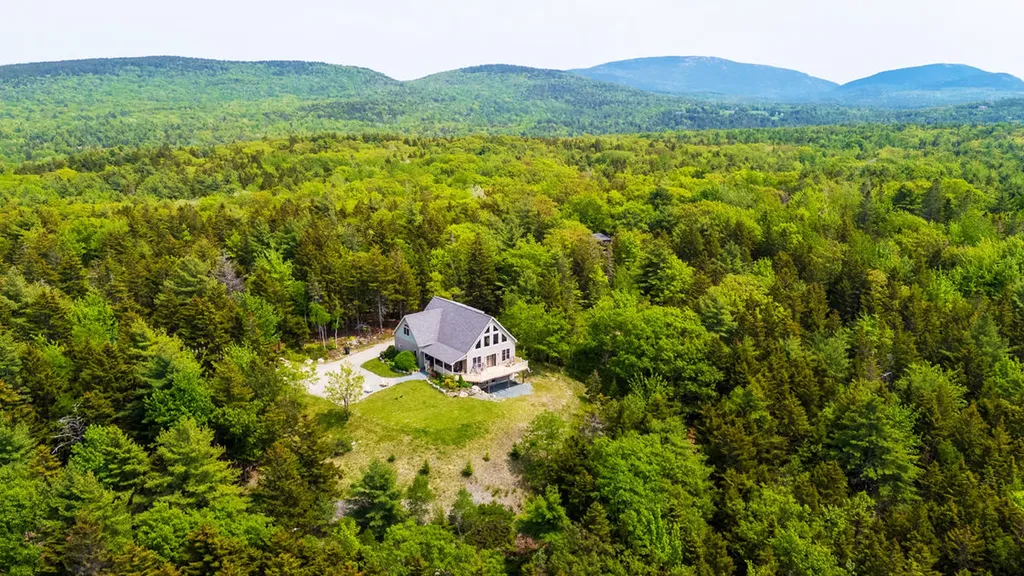 244 Norway Drive Bar Harbor ME 04609