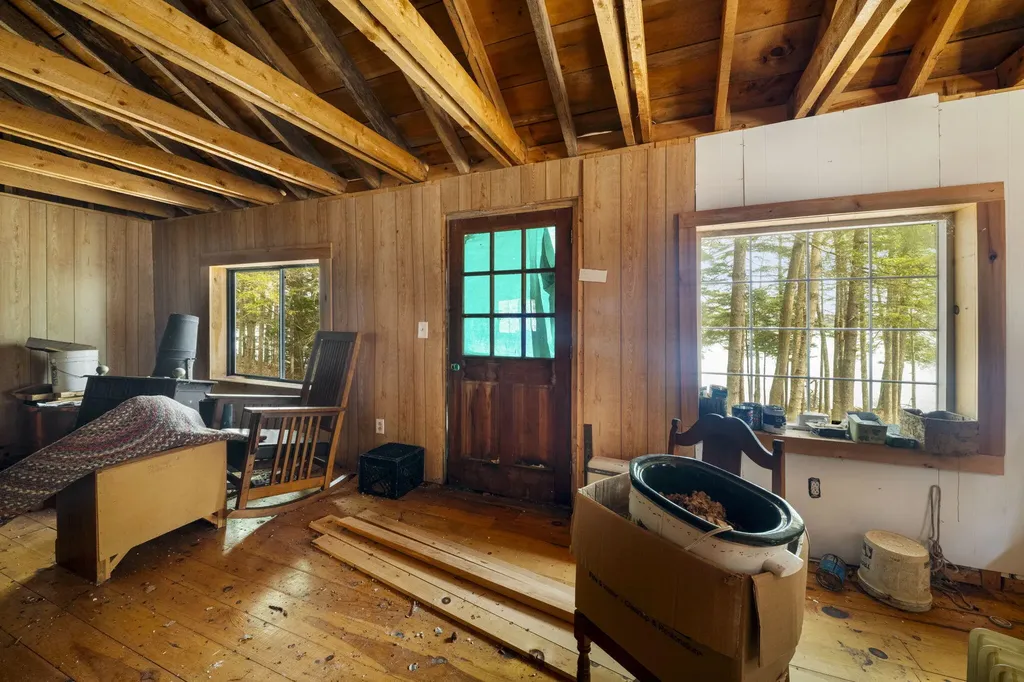 8 Derek Way Harpswell ME 04079