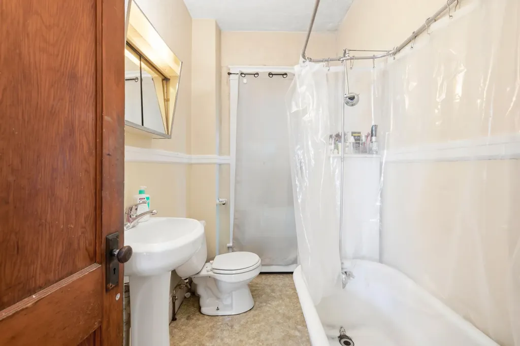 7 Huntress Street Portland ME 04102
