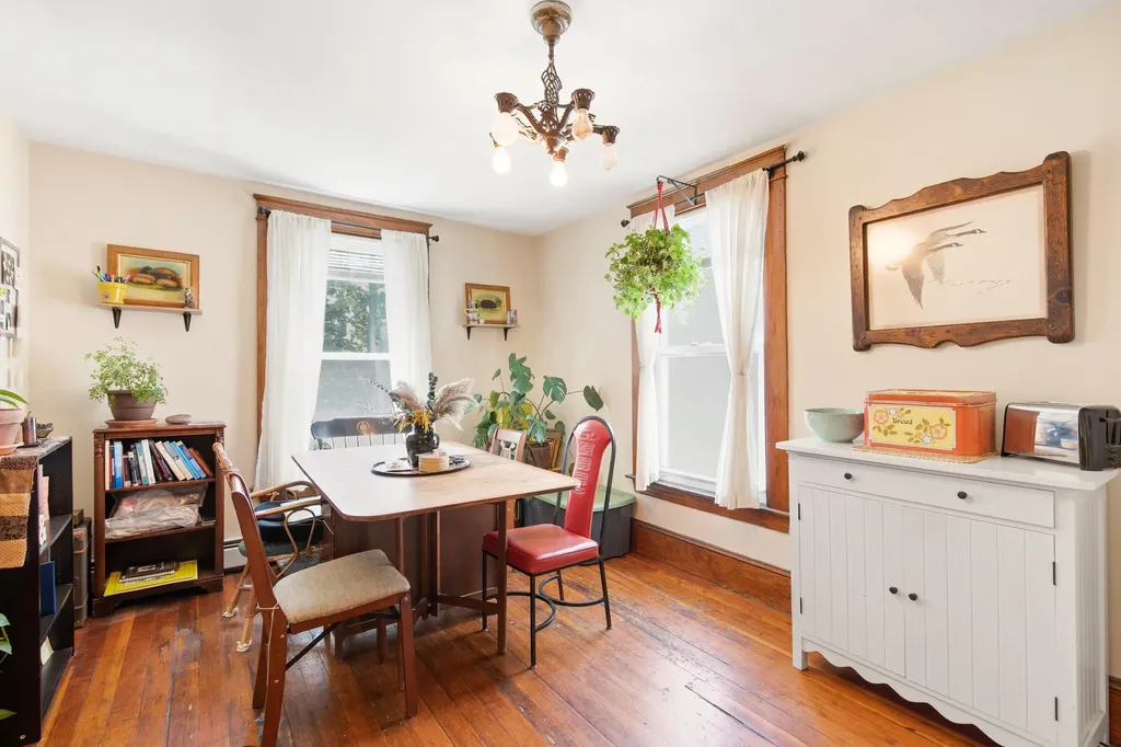 7 Huntress Street Portland ME 04102