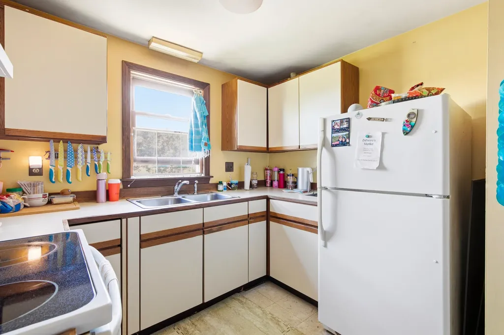 7 Huntress Street Portland ME 04102