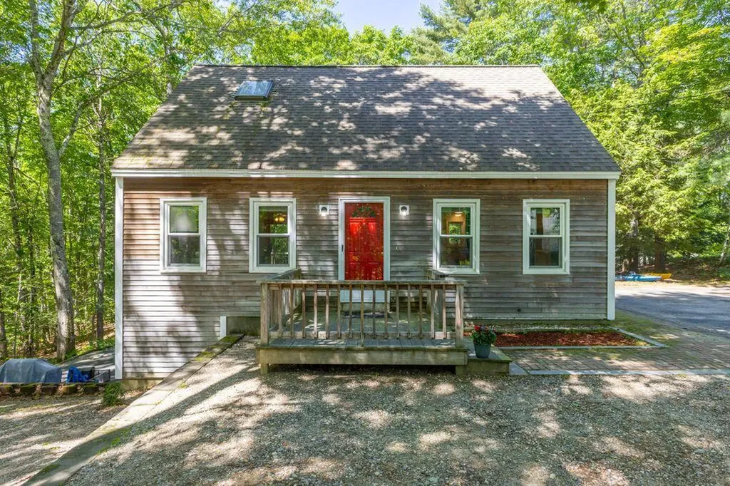 50 Northland Road Waterboro ME 04061