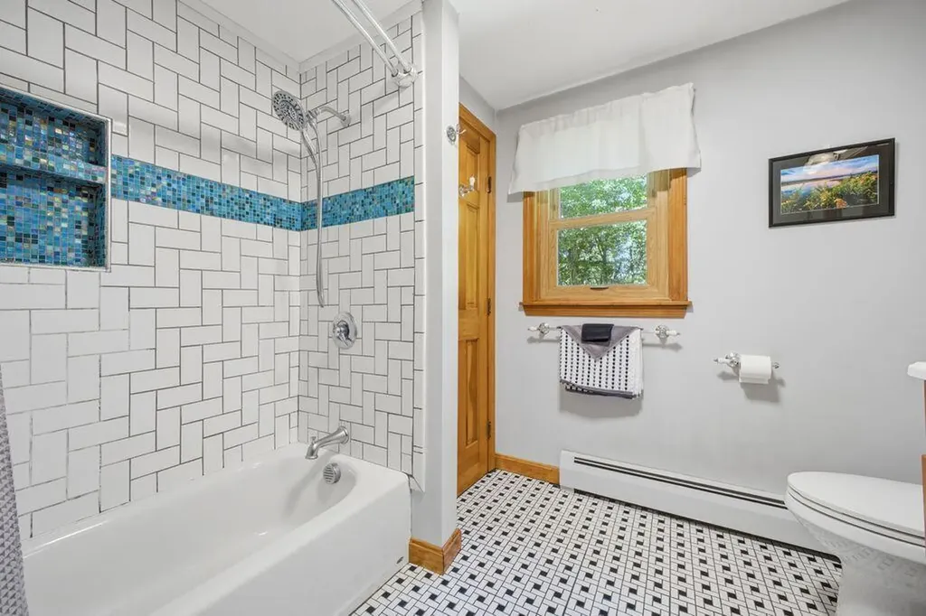 50 Northland Road Waterboro ME 04061