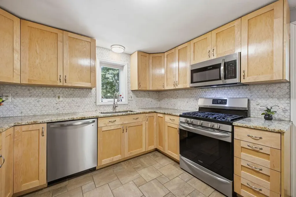 50 Northland Road Waterboro ME 04061
