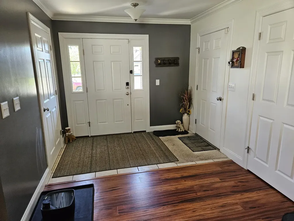 8 Chickadee Lane Hampden ME 04444