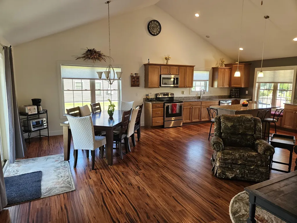 8 Chickadee Lane Hampden ME 04444