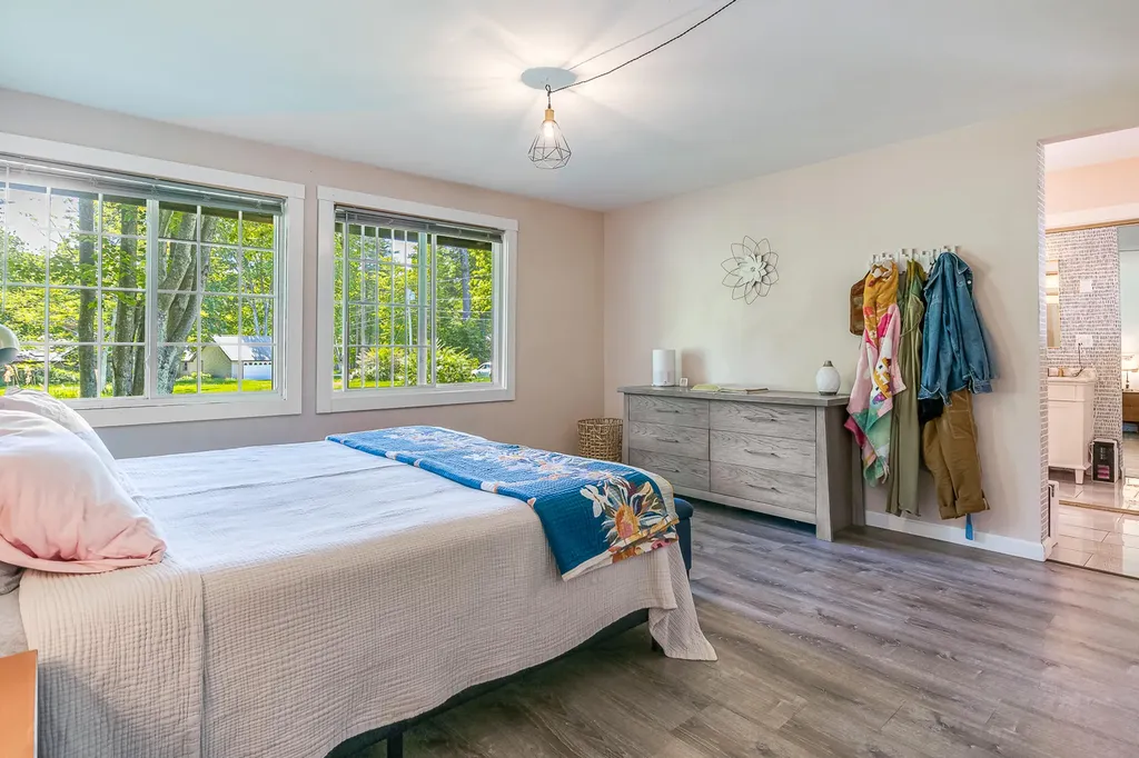 12 Brookside Drive Standish ME 04084