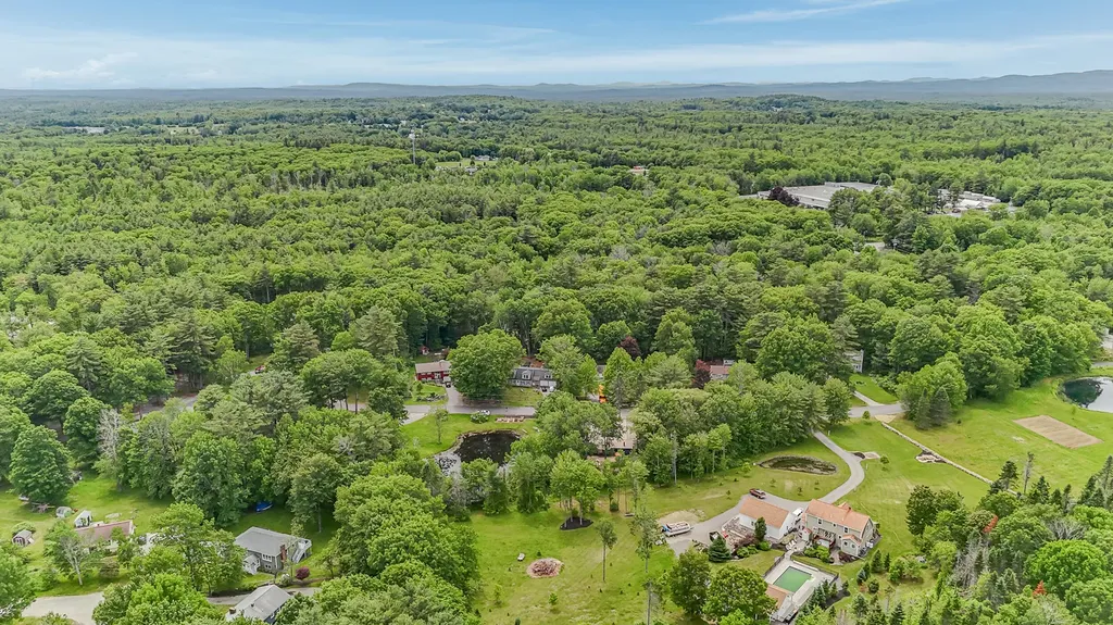 12 Brookside Drive Standish ME 04084