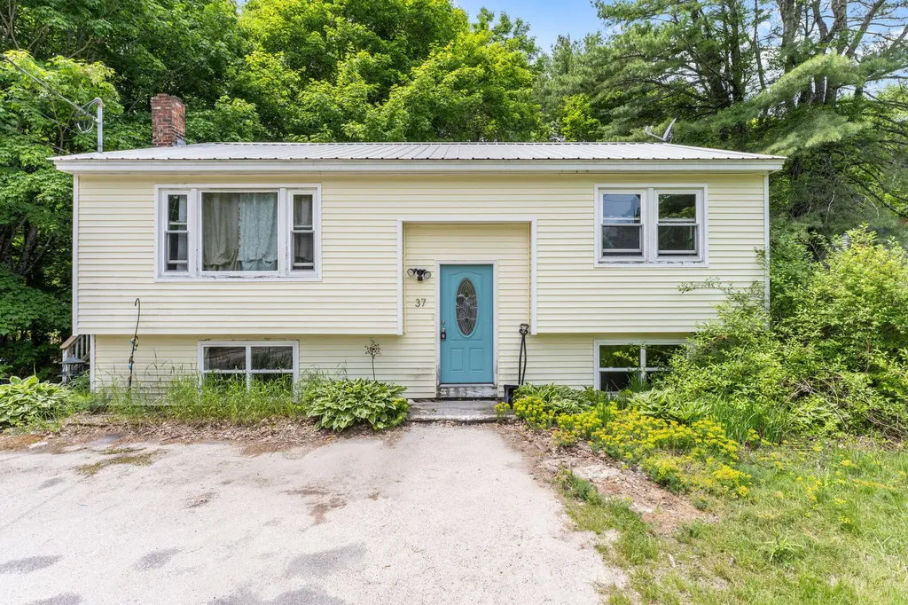 37 Kimball Lane Casco ME 04015