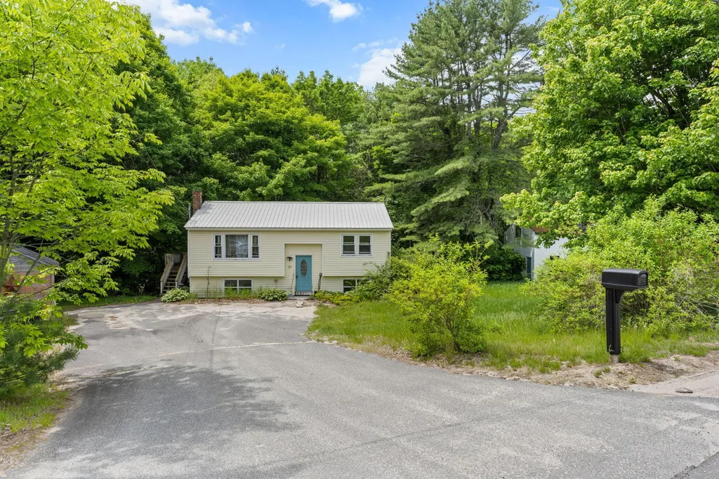 37 Kimball Lane Casco ME 04015
