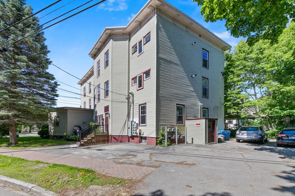 245 Brighton Avenue Portland ME 04102
