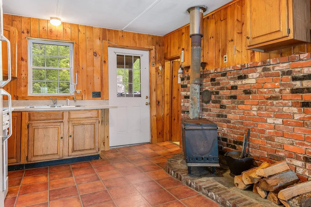 145 Eagle Road Acton ME 04001