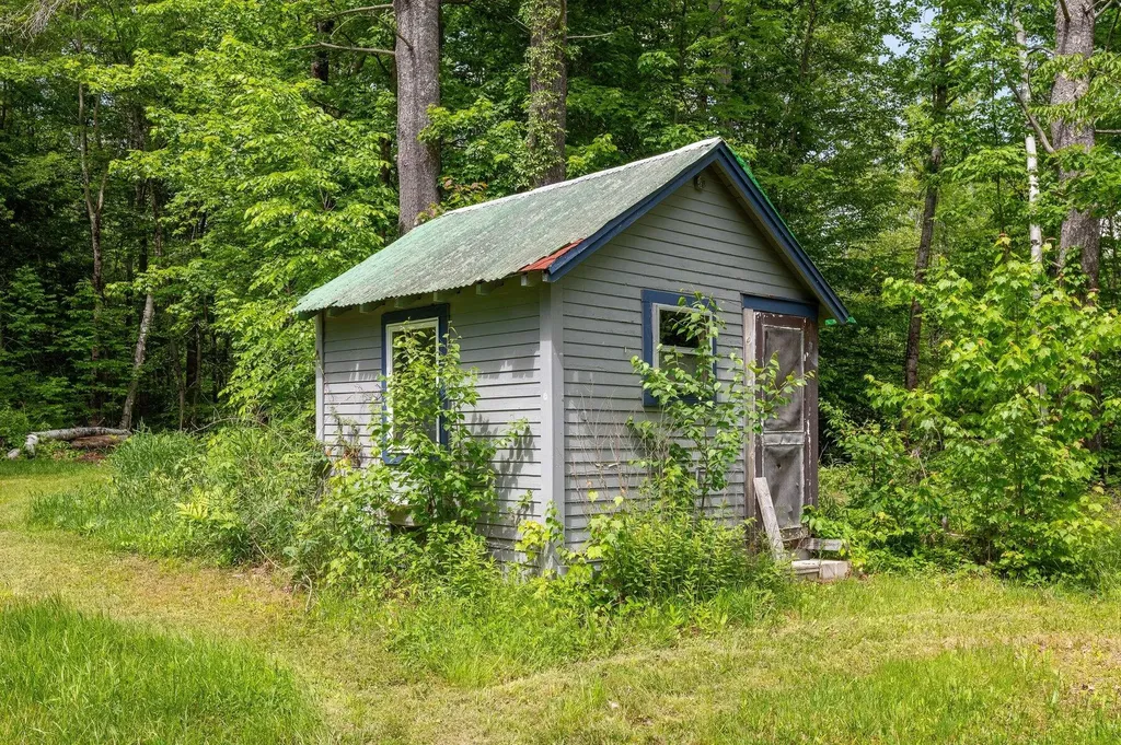 145 Eagle Road Acton ME 04001