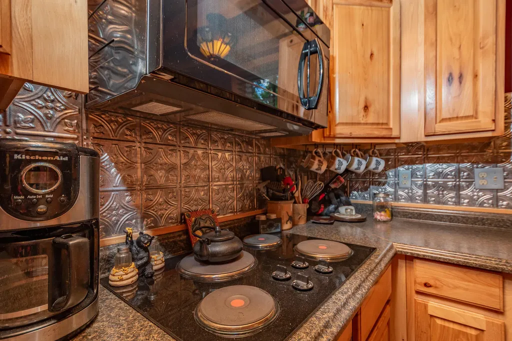5 Dusty Lane Brownville ME 04414