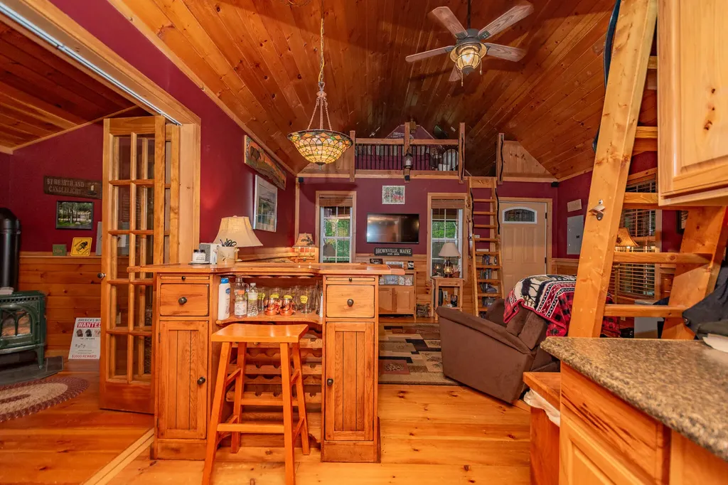 5 Dusty Lane Brownville ME 04414