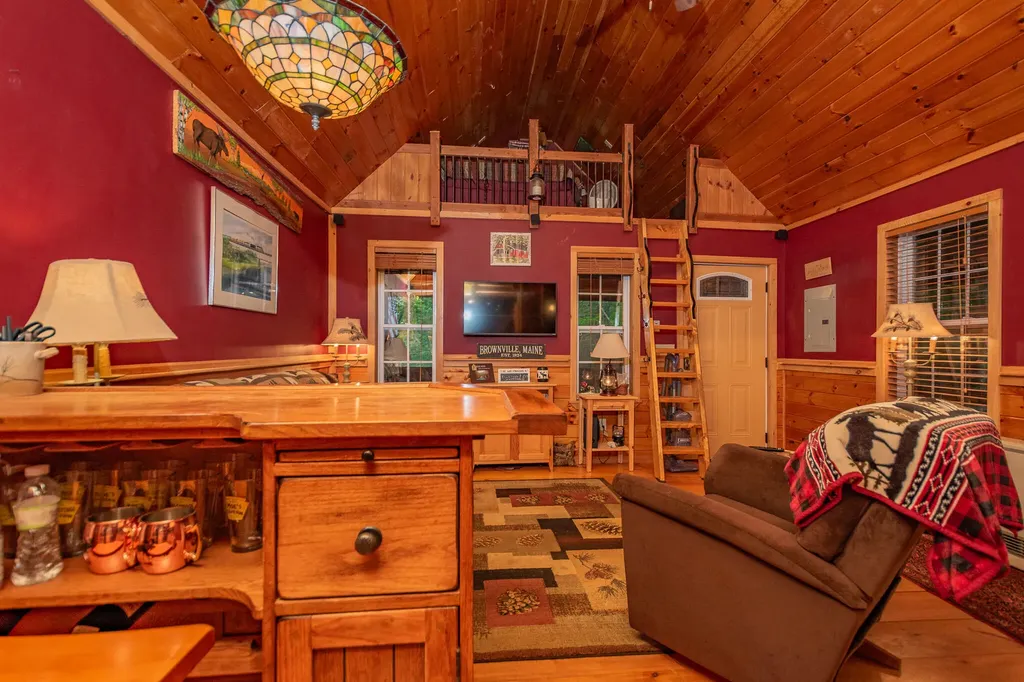 5 Dusty Lane Brownville ME 04414