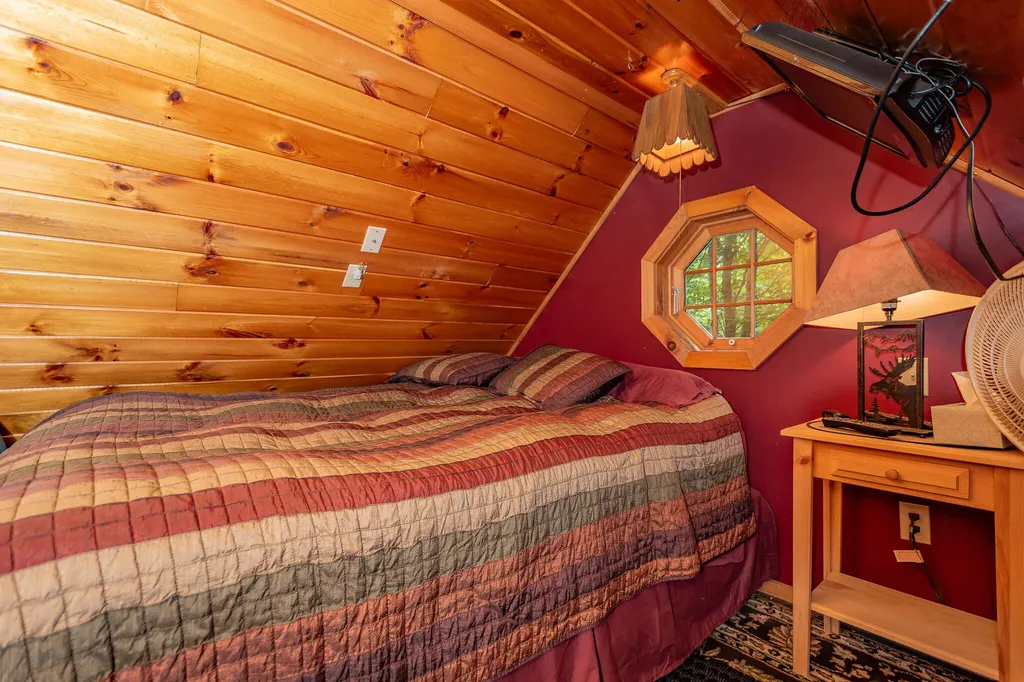 5 Dusty Lane Brownville ME 04414