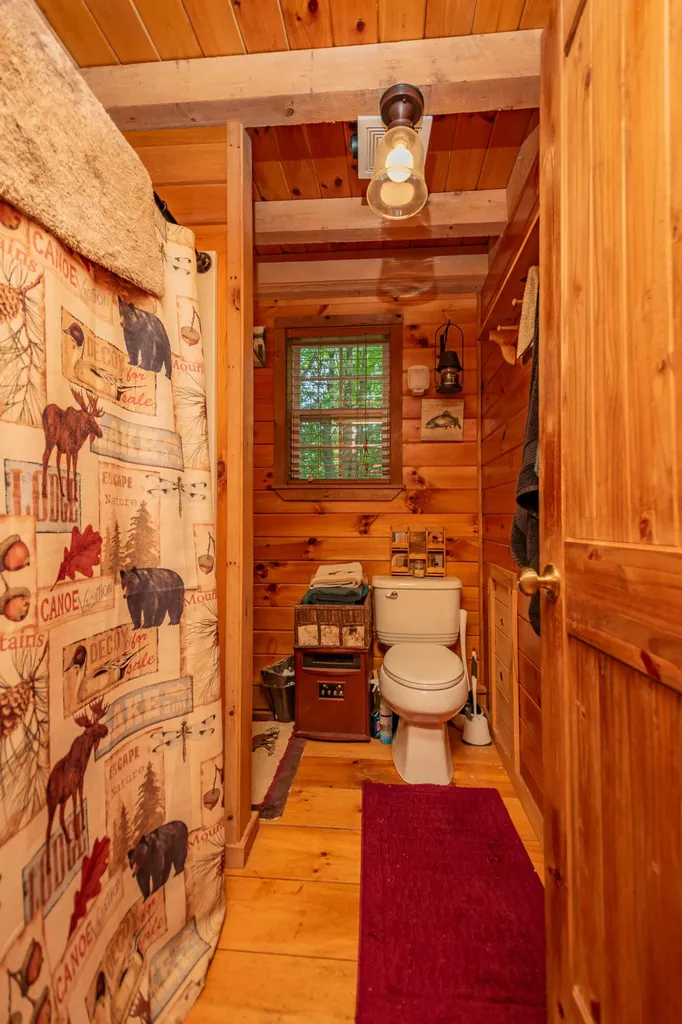 5 Dusty Lane Brownville ME 04414