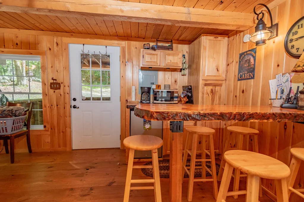 5 Dusty Lane Brownville ME 04414