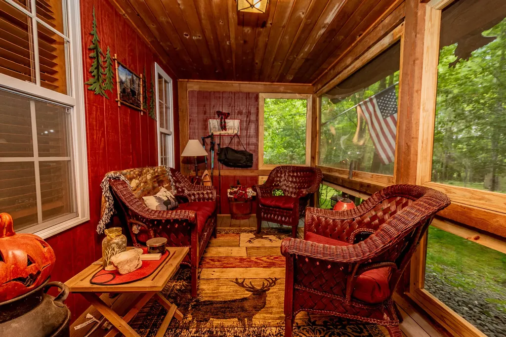 5 Dusty Lane Brownville ME 04414
