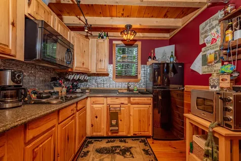 5 Dusty Lane Brownville ME 04414