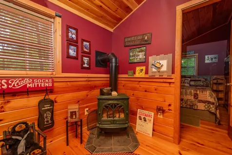 5 Dusty Lane Brownville ME 04414