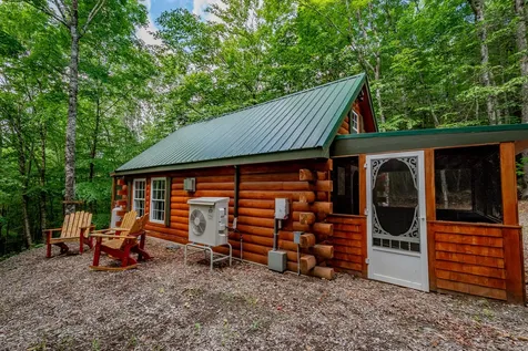 5 Dusty Lane Brownville ME 04414