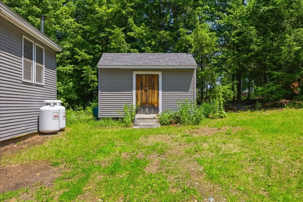 37 Beechwood Drive Winthrop ME 04364
