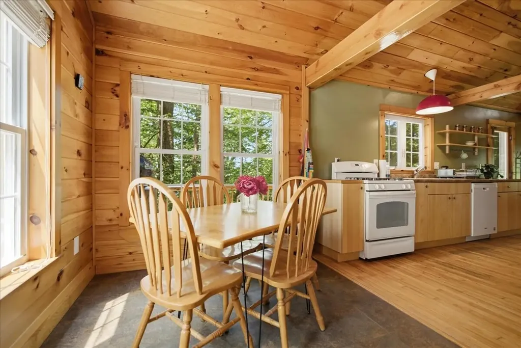 37 Beechwood Drive Winthrop ME 04364