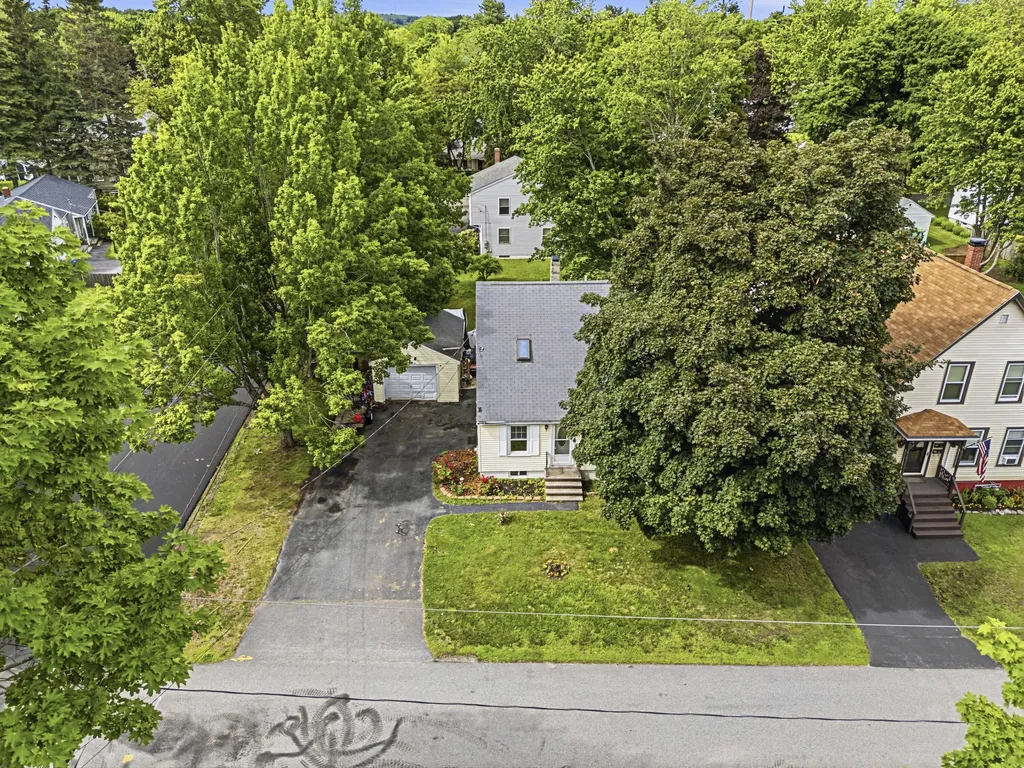 35 Union Street Westbrook ME 04092