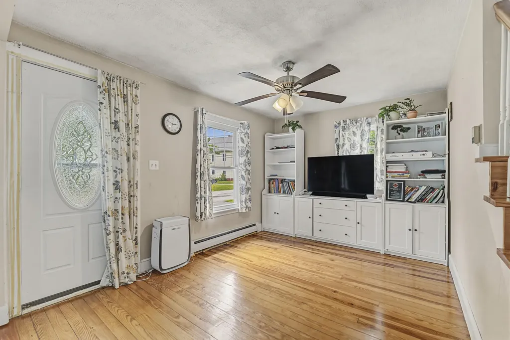 35 Union Street Westbrook ME 04092