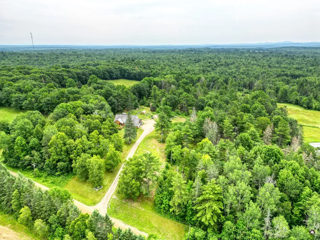 173 Tibbetts Road Exeter ME 04435