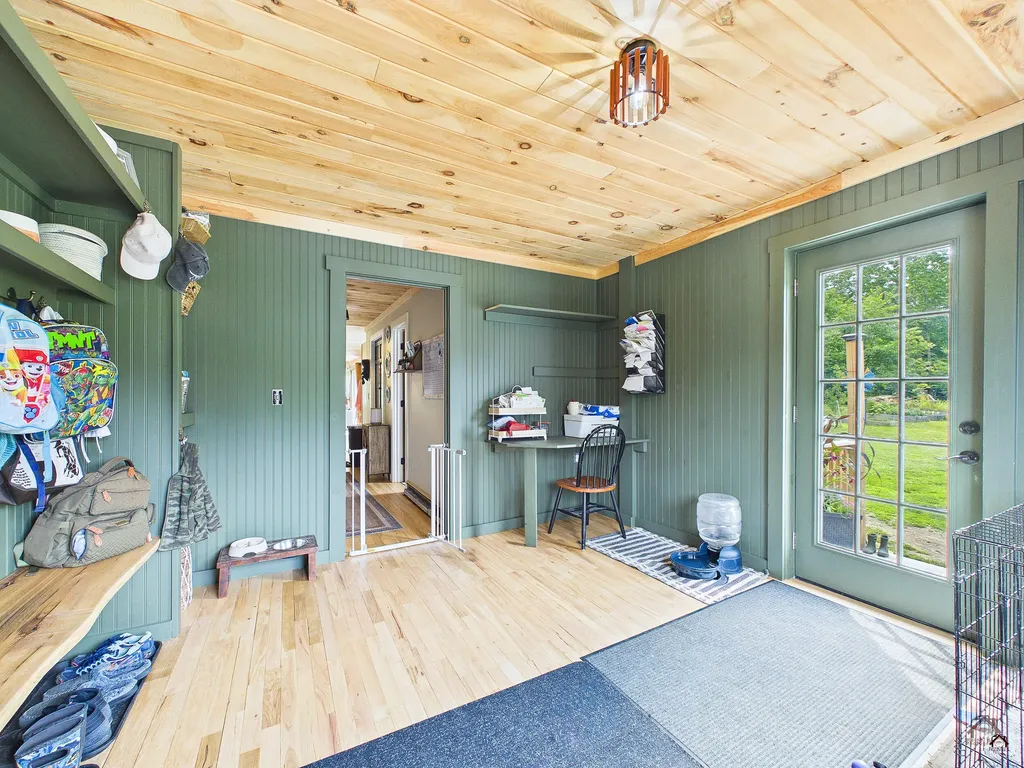 173 Tibbetts Road Exeter ME 04435