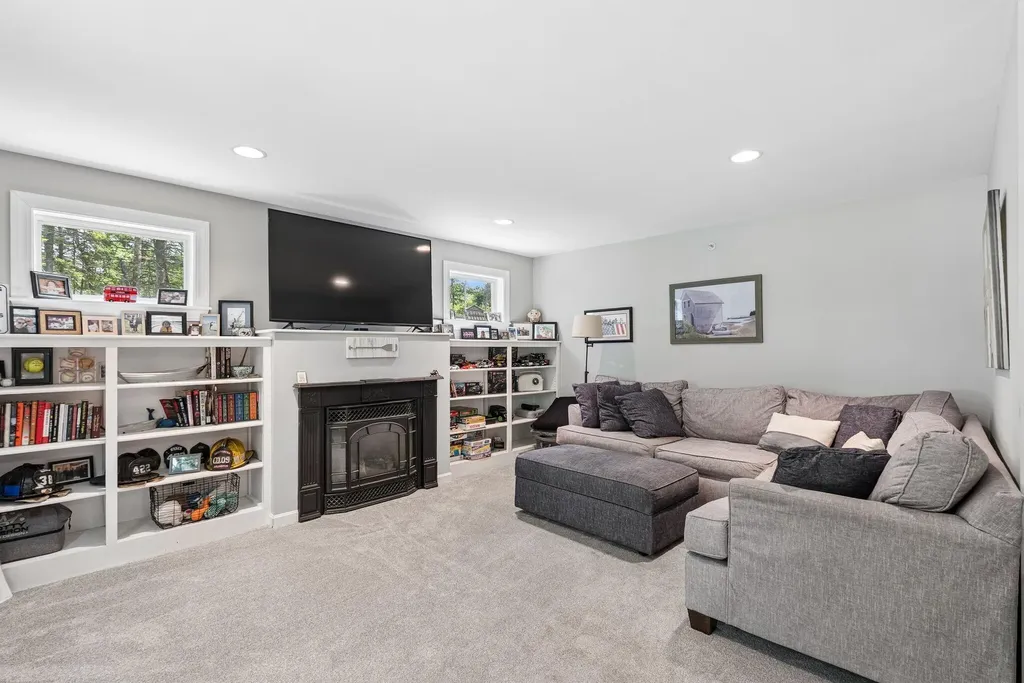 83 Brown's Ferry Drive West Bath ME 04530
