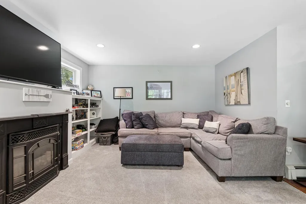 83 Brown's Ferry Drive West Bath ME 04530