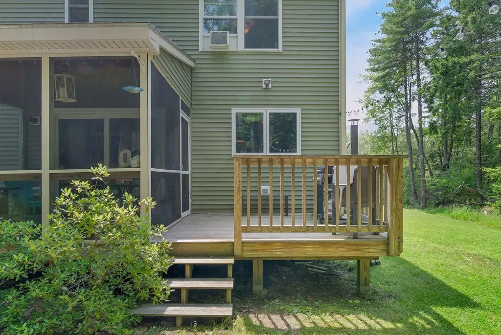 83 Brown's Ferry Drive West Bath ME 04530